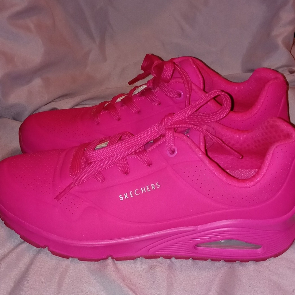 Skechers Uno